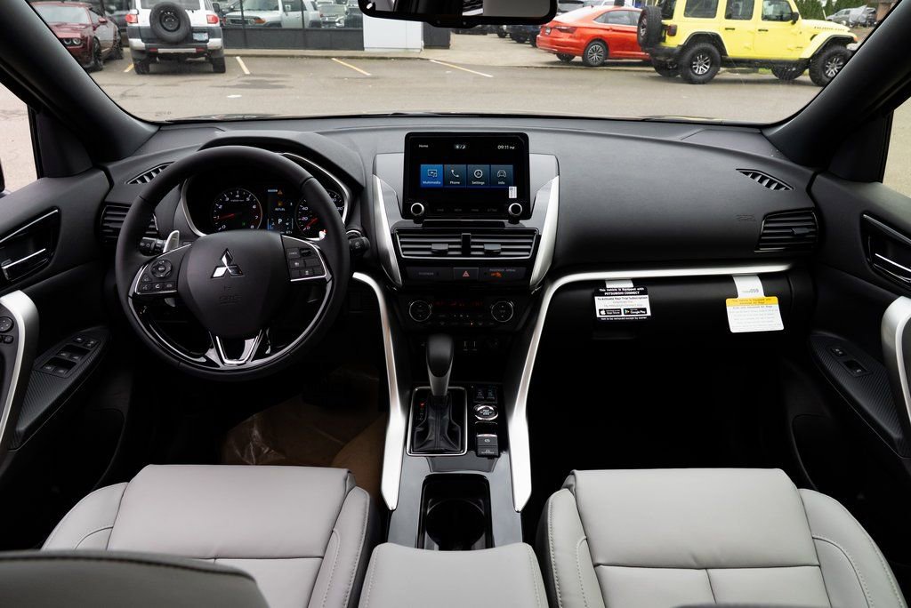 New 2026 Mitsubishi Eclipse Cross SEL image 8