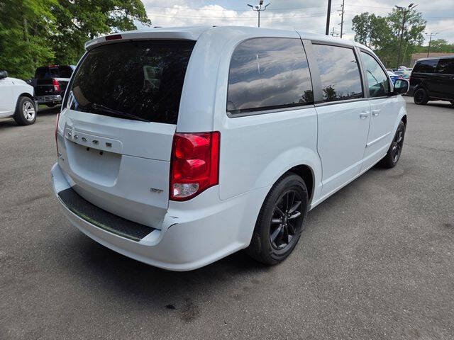Used 2020 Dodge Grand Caravan GT FWD image 6