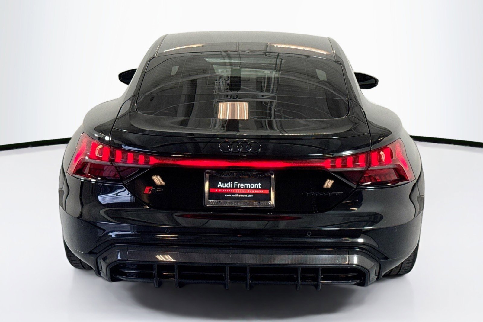 Used 2022 Audi RS e-tron GT w/ Carbon Performance Package image 6