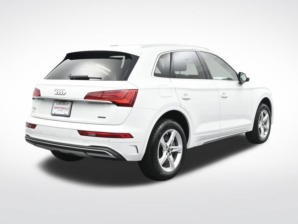 Used 2023 Audi Q5 2.0T Premium w/ Convenience Package AWD/4WD image 5
