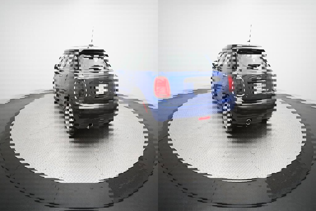 Used 2020 MINI Cooper 4-Door Hardtop image 34