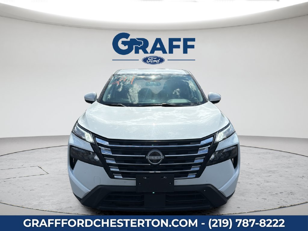 Used 2024 Nissan Rogue SV FWD image 12