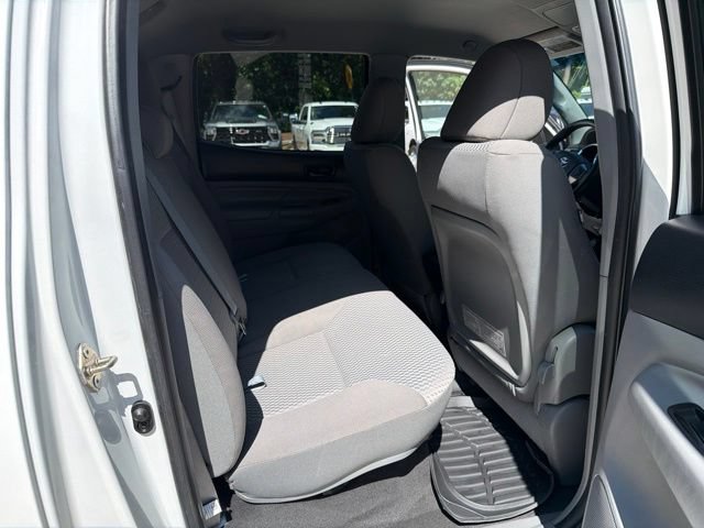 Used 2015 Toyota Tacoma PreRunner w/ SR5 Package RWD image 79