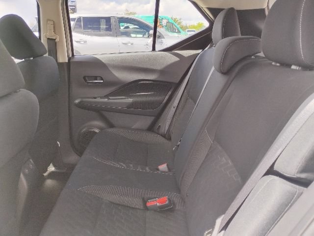 Used 2023 Nissan Kicks SV FWD image 10