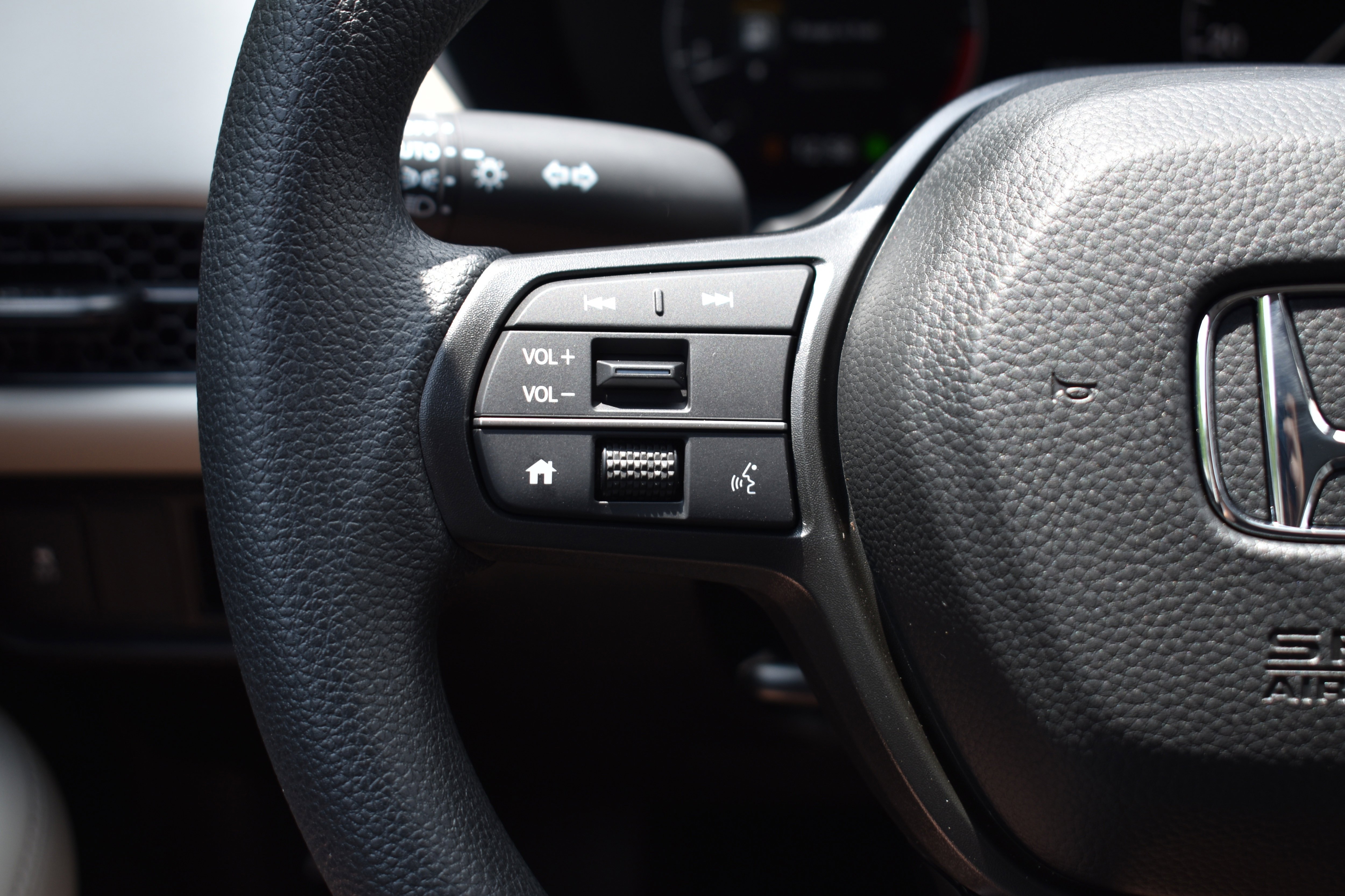 New 2026 Honda HR-V LX image 17