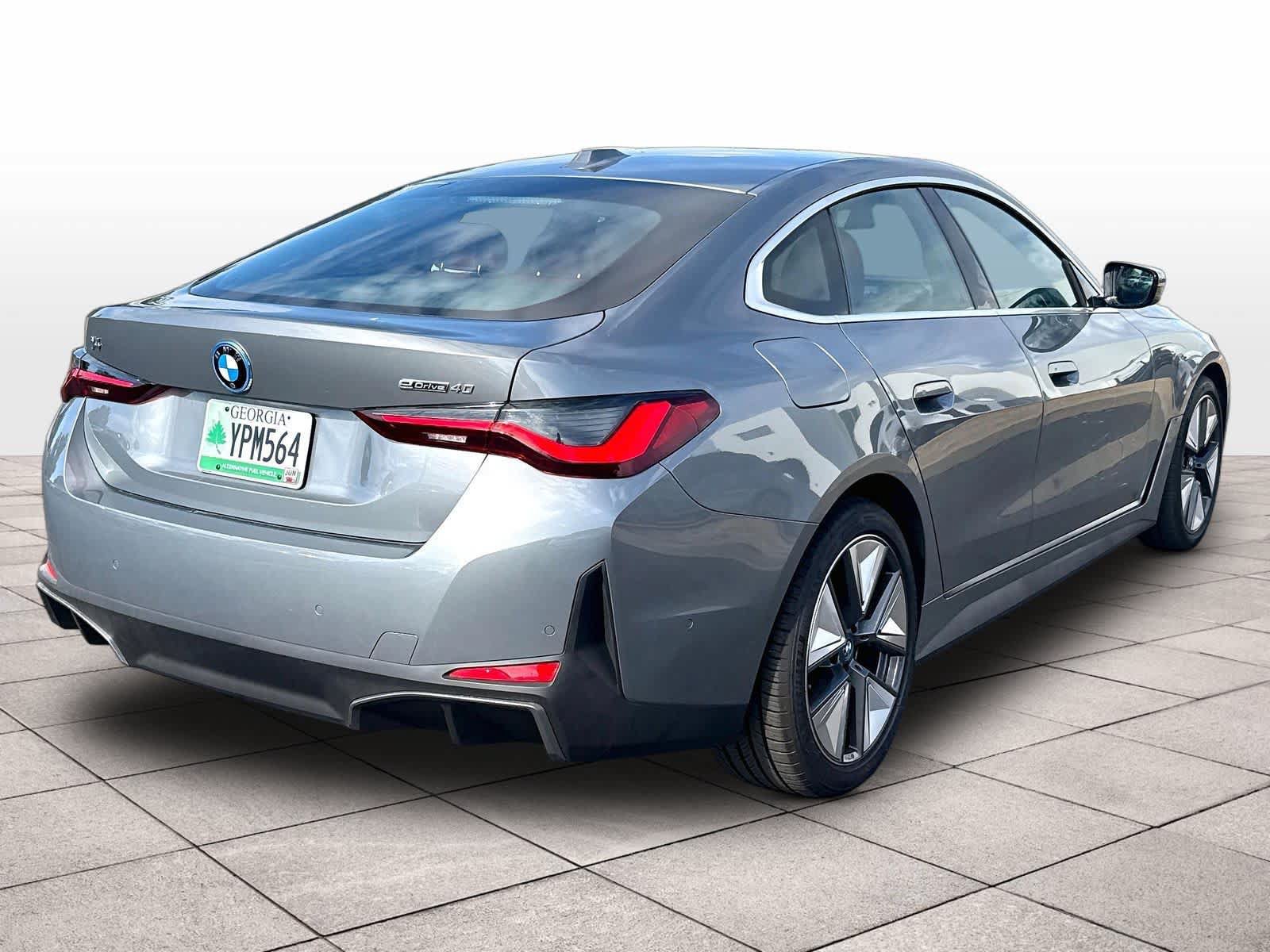 Used 2023 BMW i4 eDrive40 RWD image 9
