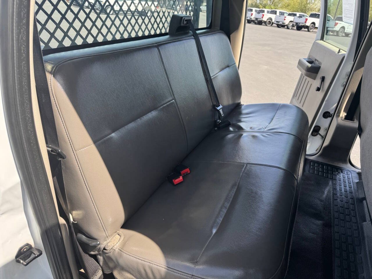 Used 2009 Ford F350 4x4 Crew Cab DRW Super Duty image 26