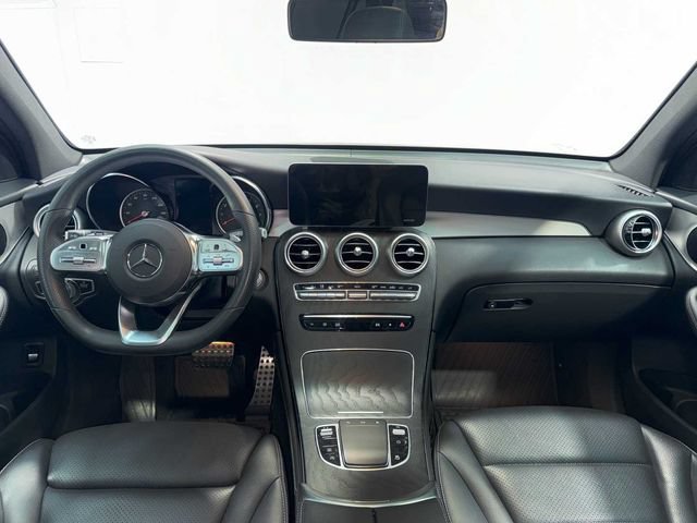 Used 2020 Mercedes-Benz GLC 300 image 16