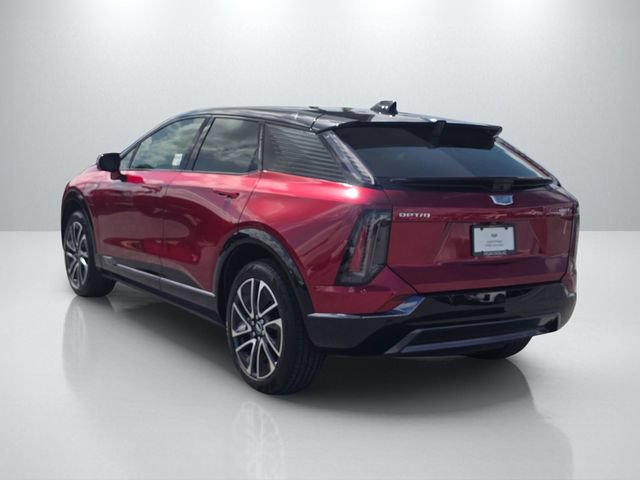 Used 2025 Cadillac Optiq Sport 1 AWD/4WD image 8