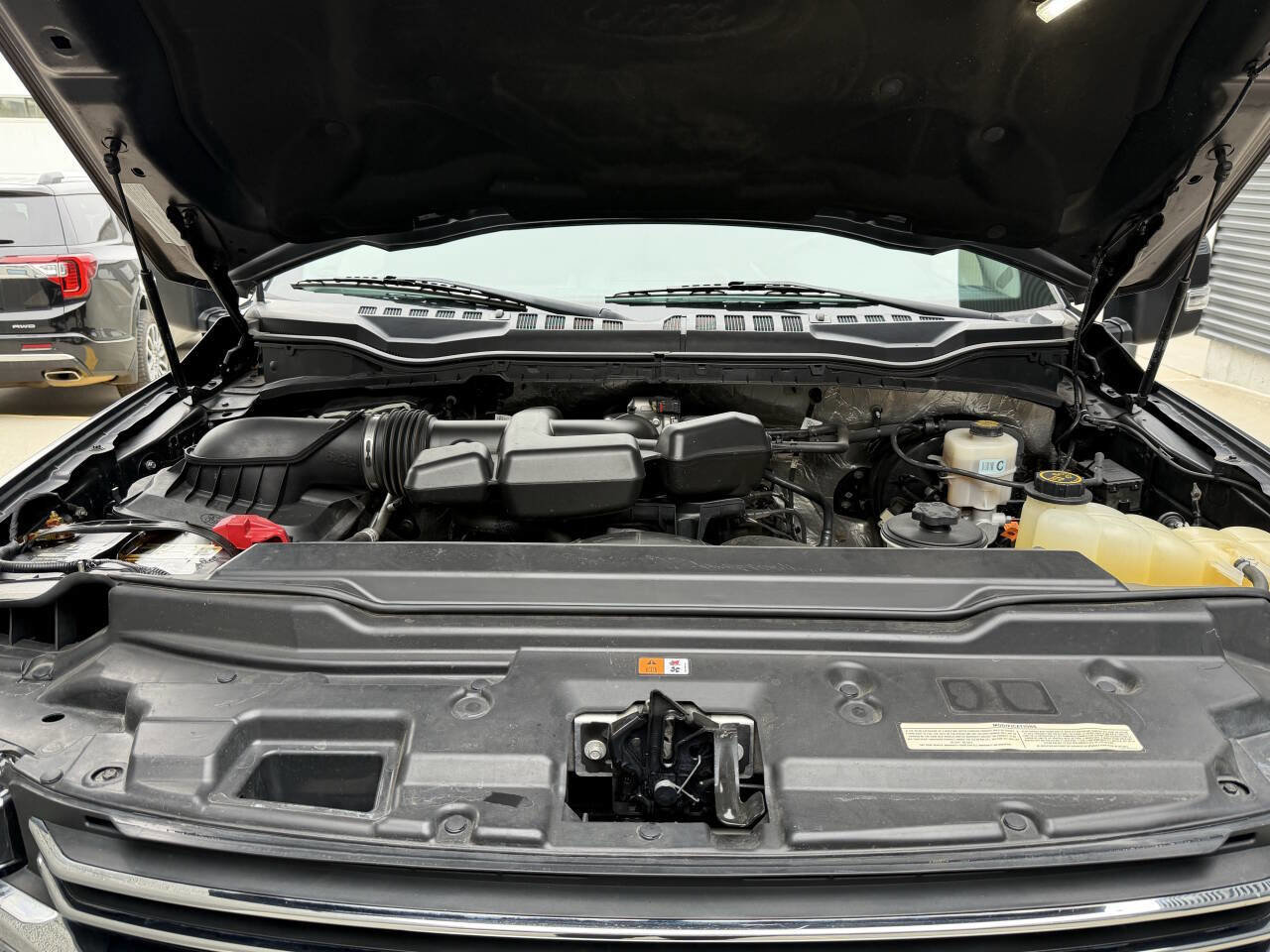 Used 2019 Ford F250 Lariat w/ Lariat Ultimate Package AWD/4WD image 33