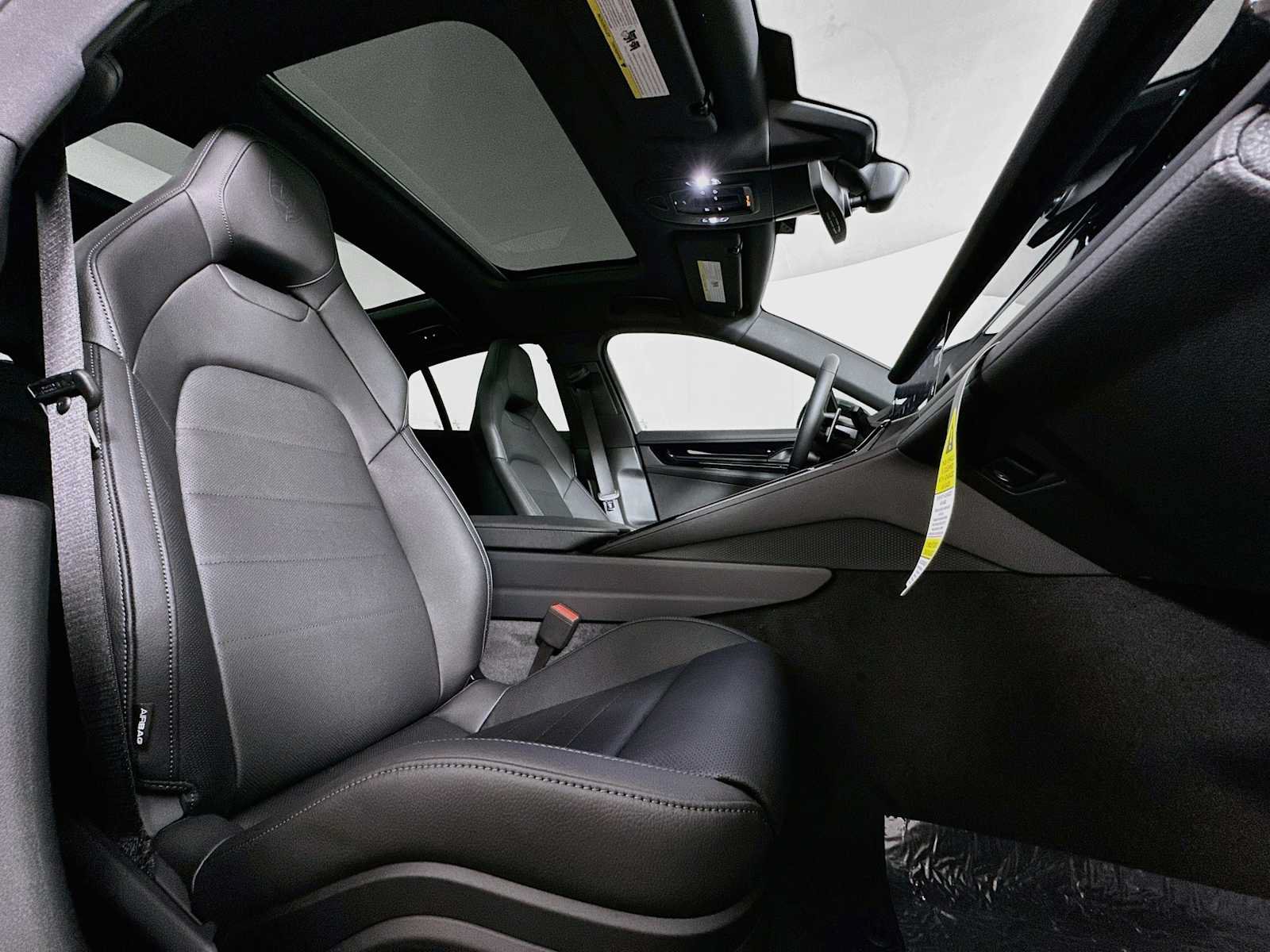 New 2026 Porsche Panamera RWD image 28