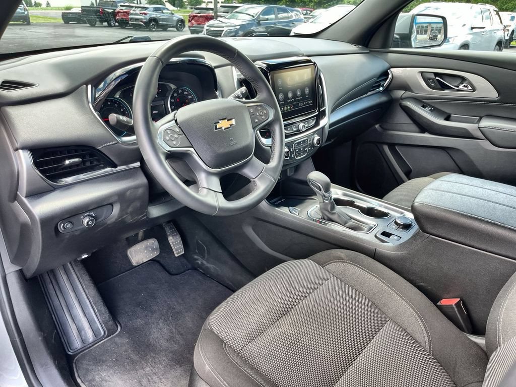 Used 2023 Chevrolet Traverse LT AWD/4WD image 10