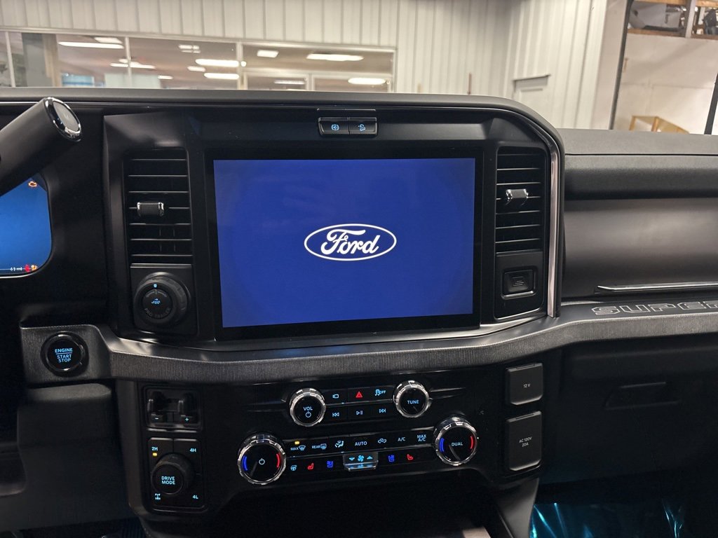 New 2026 Ford F350 Platinum image 24