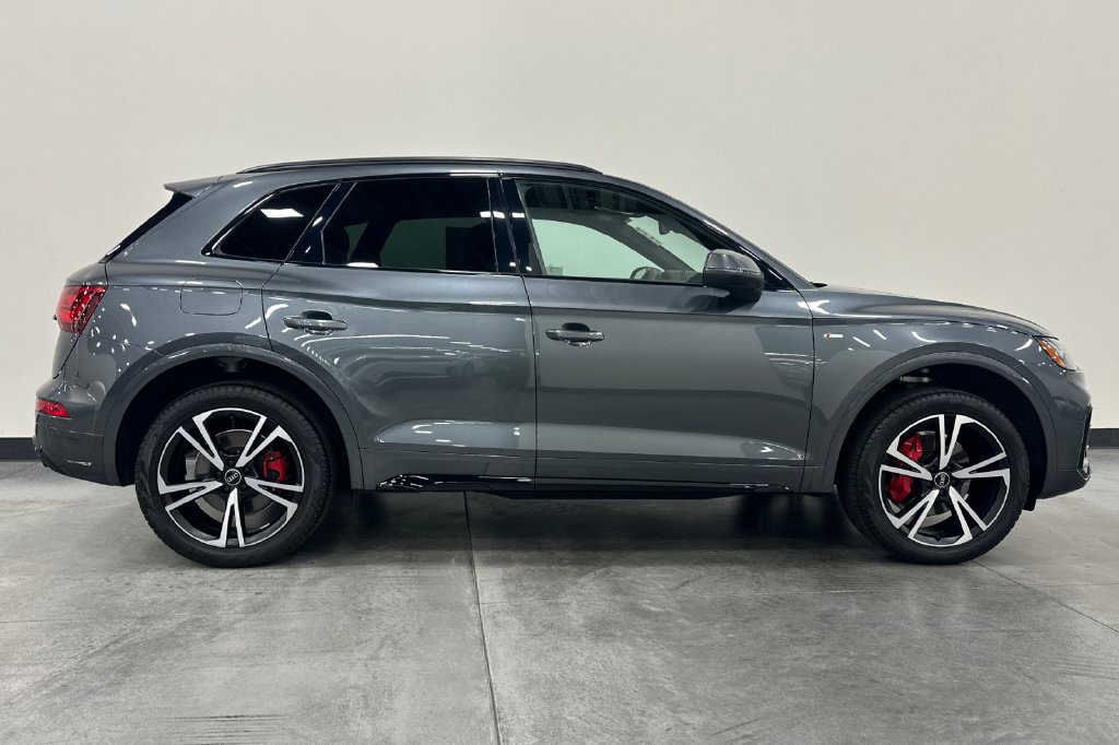 Used 2025 Audi Q5 2.0T Premium Plus AWD/4WD image 3