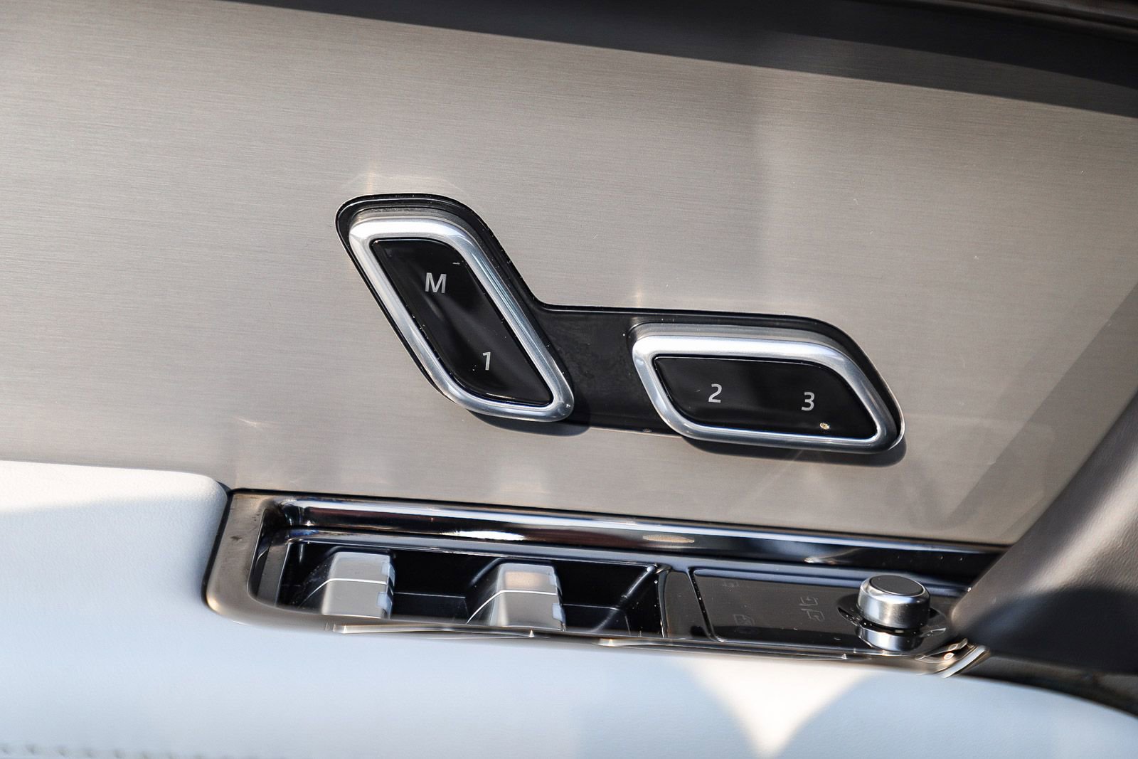 Certified 2024 Land Rover Range Rover Sport SE image 22