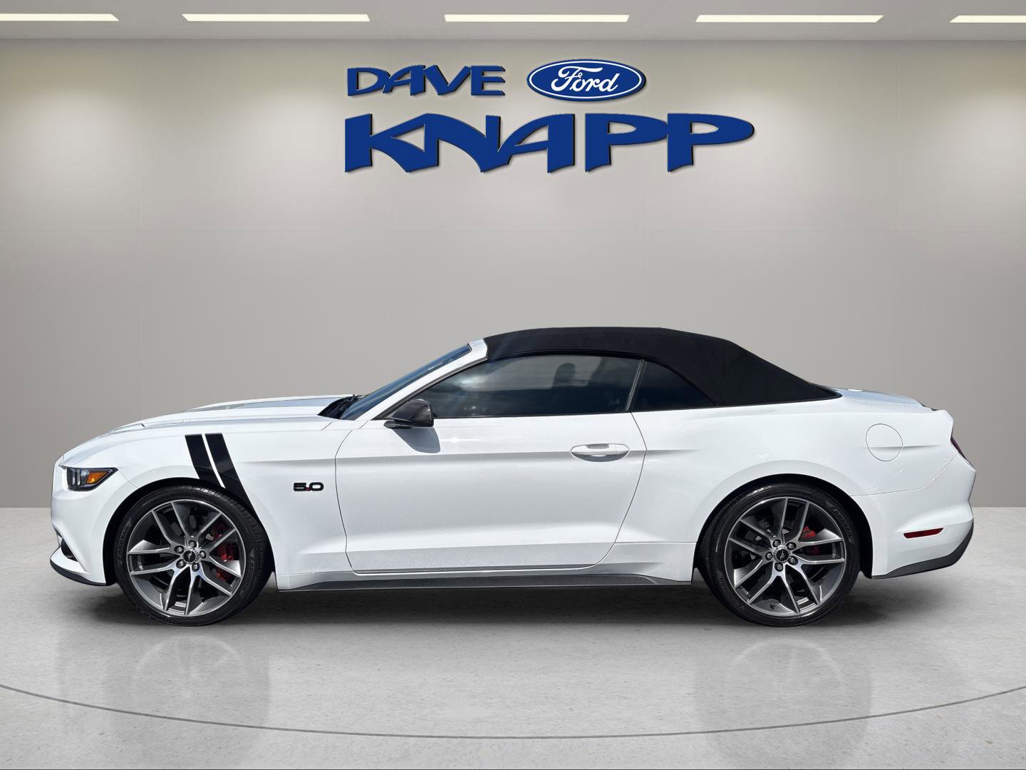 Used 2016 Ford Mustang GT Premium w/ Equipment Group 401A image 6