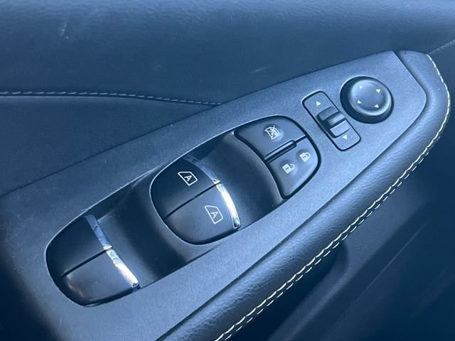 Used 2023 Nissan Maxima Platinum w/ Sport Mat Group FWD image 28