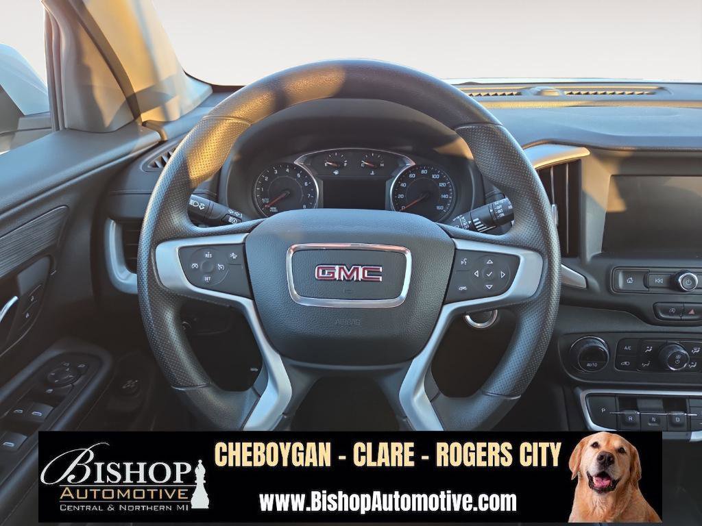 Used 2023 GMC Terrain SLE w/ Driver Convenience Package image 27