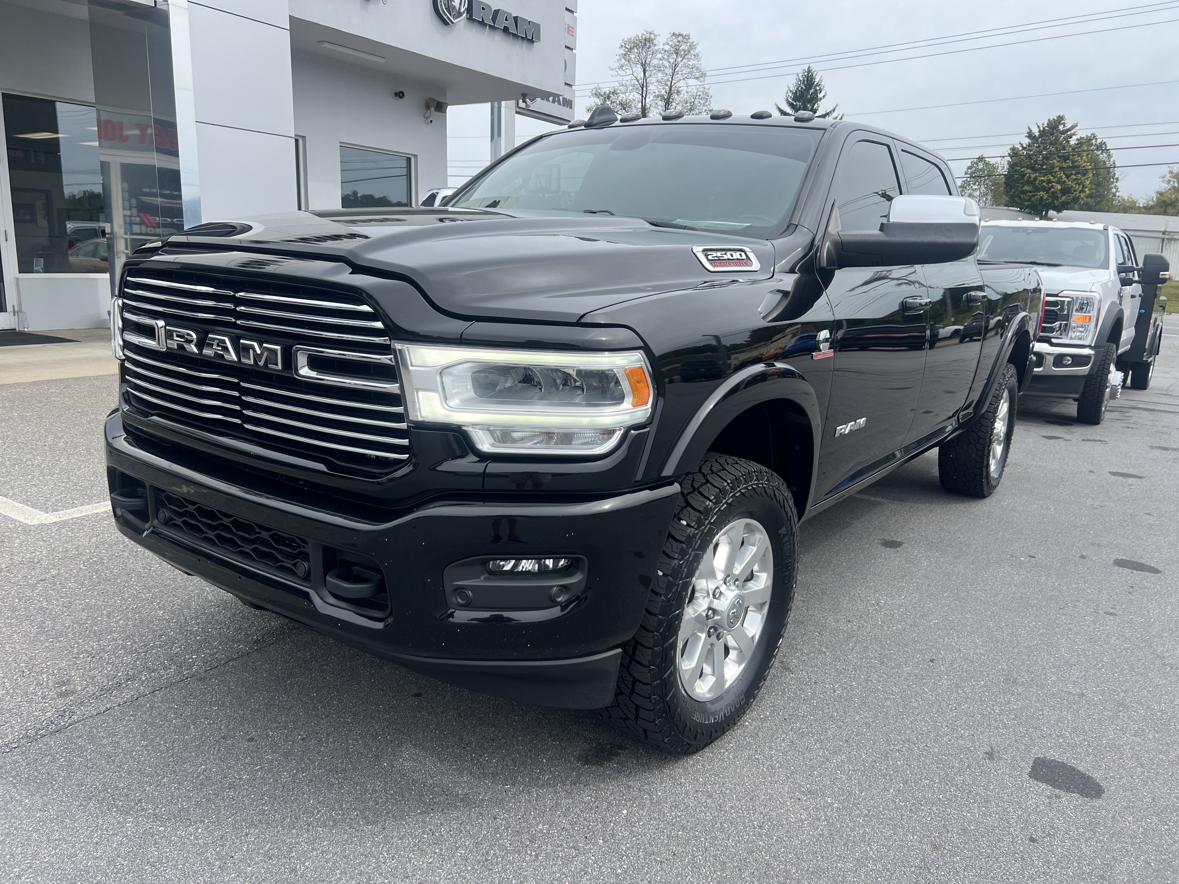 Used 2022 RAM 2500 Laramie AWD/4WD image 8