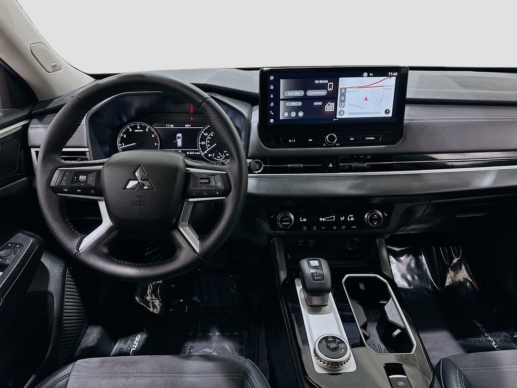 Used 2025 Mitsubishi Outlander SE FWD image 23