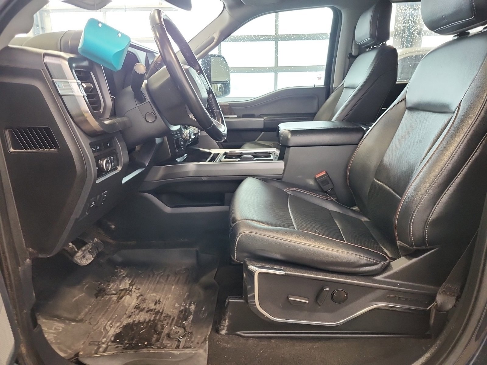 Used 2023 Ford F250 Lariat w/ Lariat Ultimate Package image 10