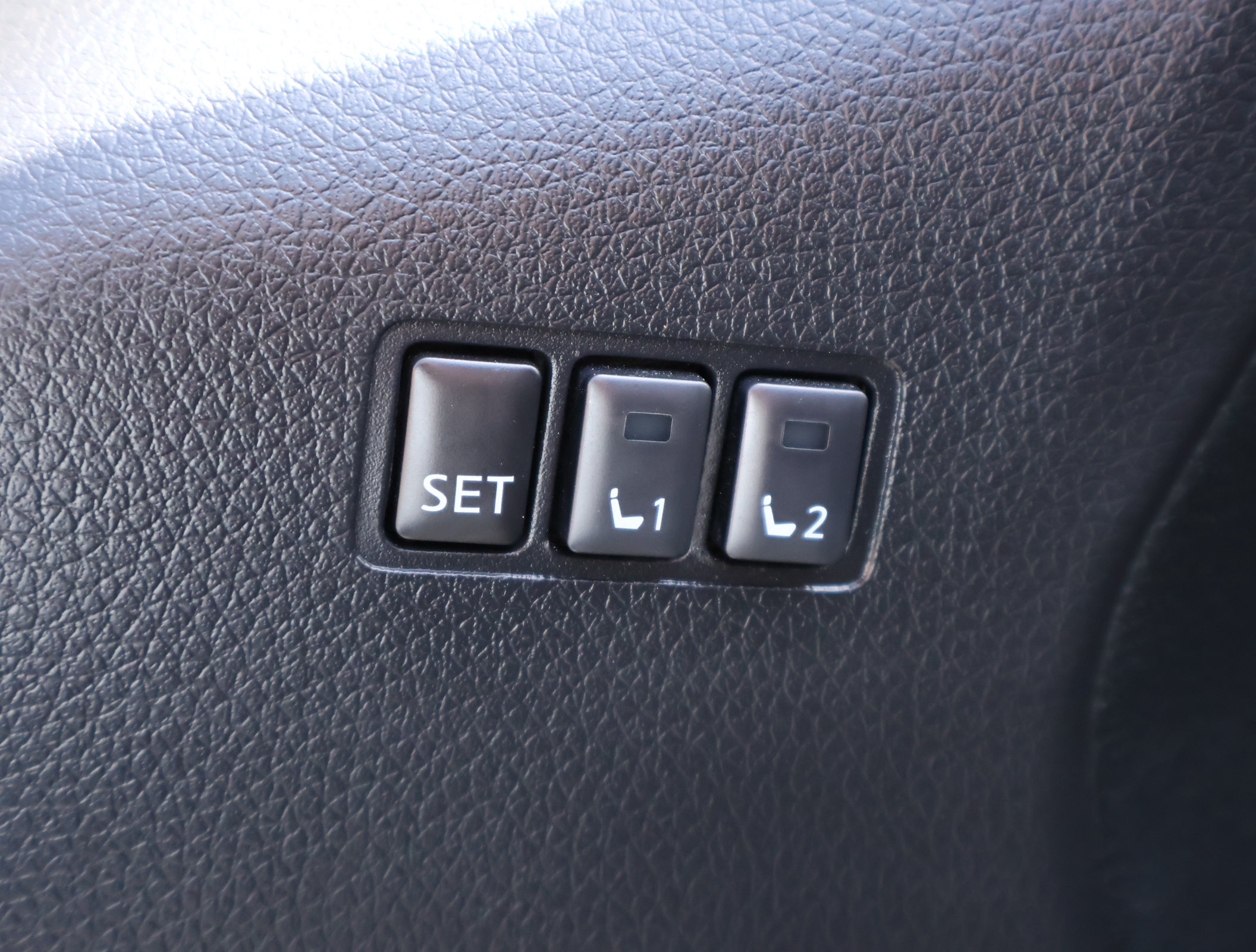 Used 2022 Nissan Rogue Sport SL w/ Premium Package AWD/4WD image 9