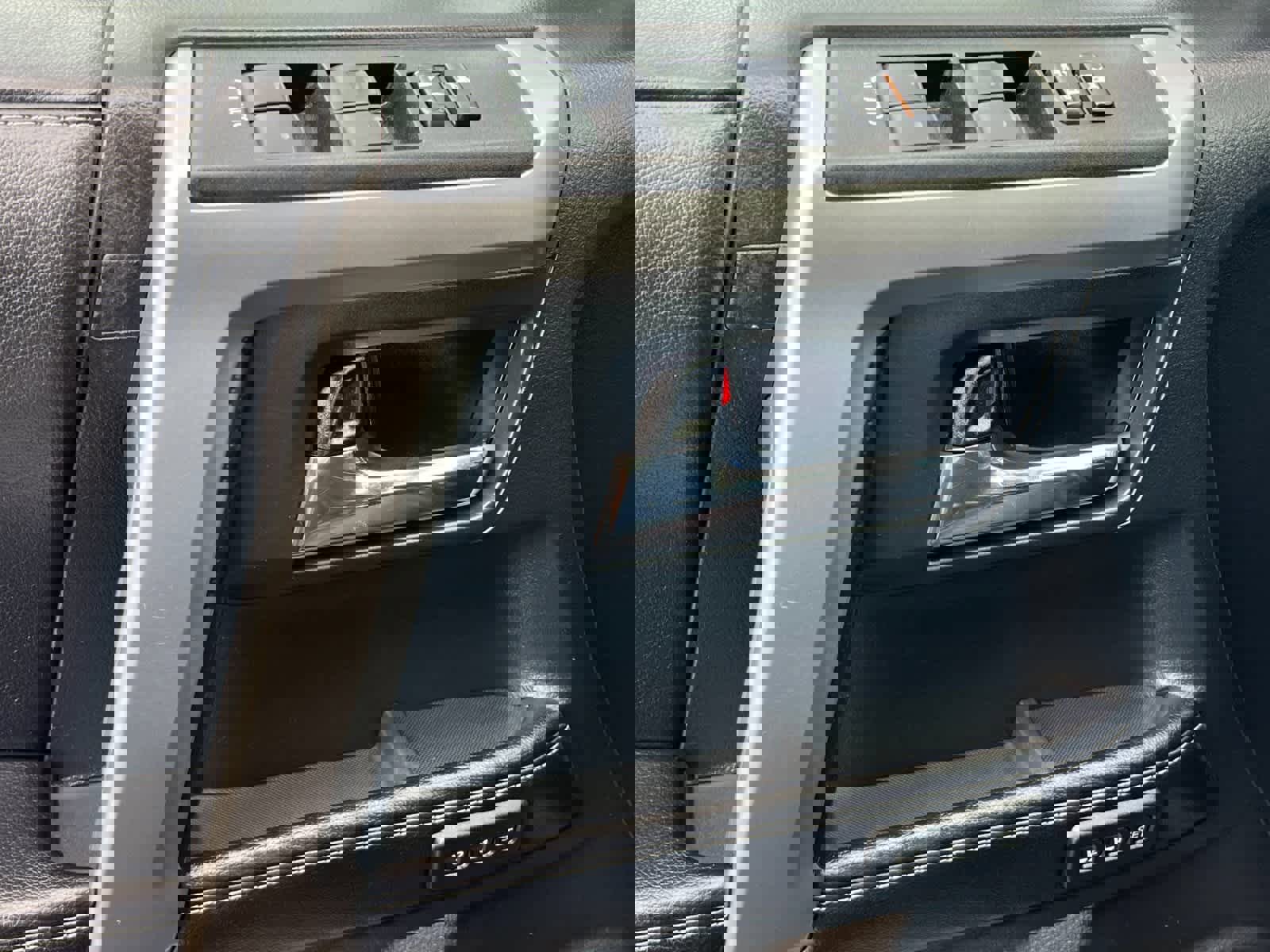 Used 2016 Toyota 4Runner Limited image 12