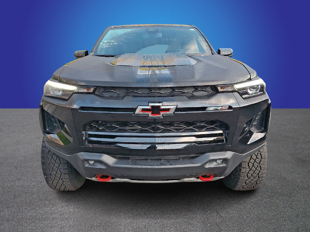 Used 2024 Chevrolet Colorado ZR2 w/ Safety Package AWD/4WD image 2