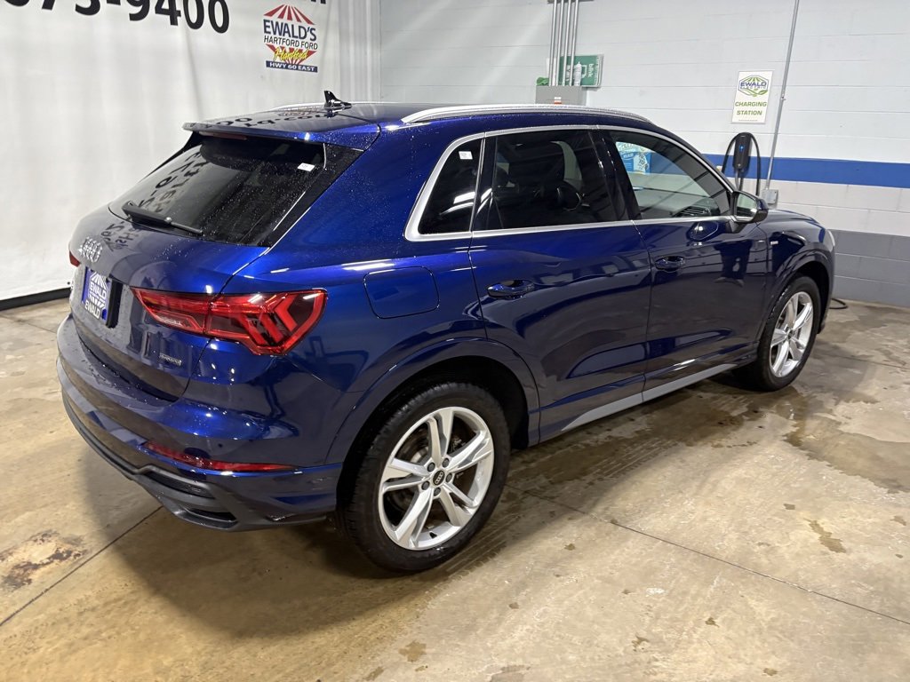 Used 2024 Audi Q3 2.0T Premium Plus w/ Premium Plus Package image 10