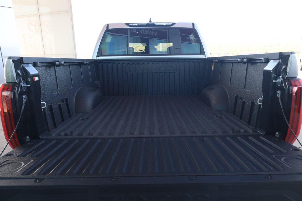 New 2026 Toyota Tundra SR5 w/ TRD Off-Road Premium Package AWD/4WD image 7
