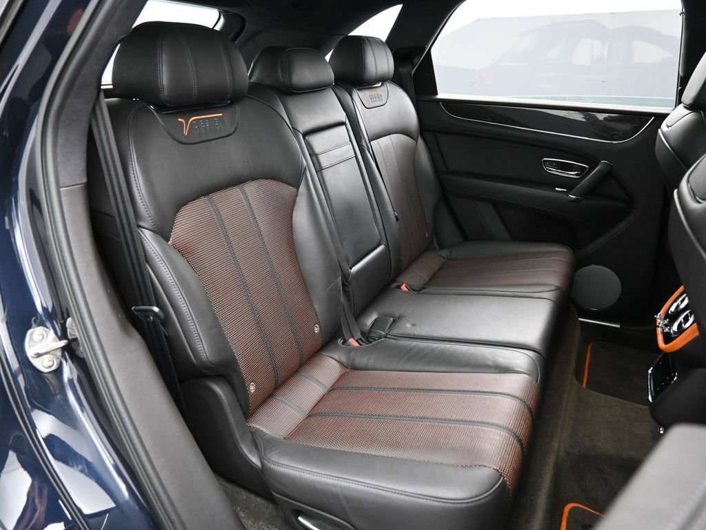 Certified 2020 Bentley Bentayga image 27