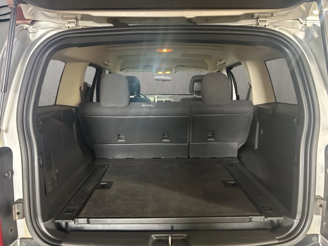 Used 2011 Dodge Nitro Heat w/ Popular Equipment Group AWD/4WD image 19