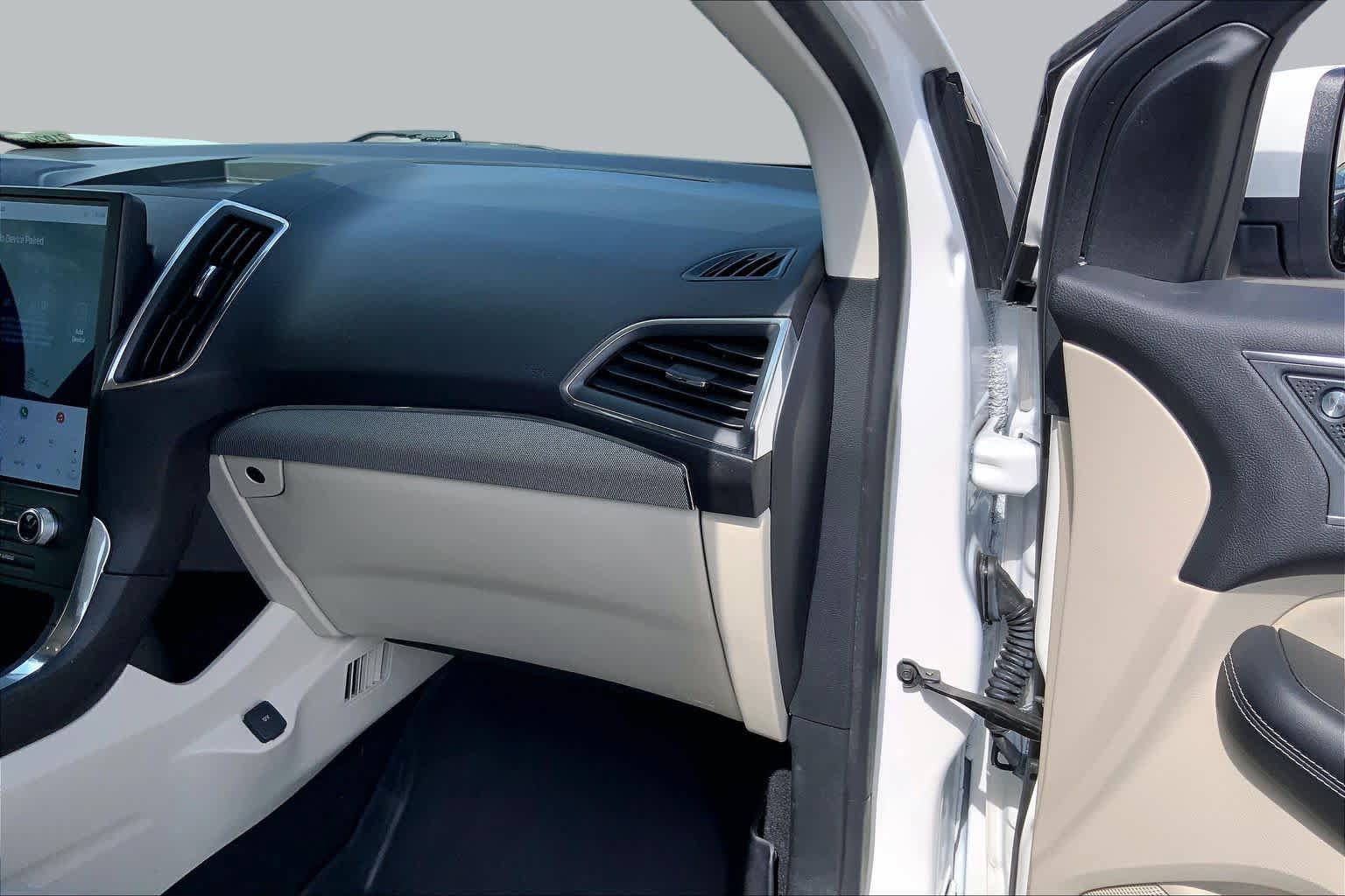 Certified 2021 Ford Edge Titanium FWD image 19