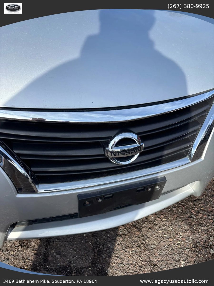 Used 2013 Nissan Sentra SR w/ Driver Pkg image 31