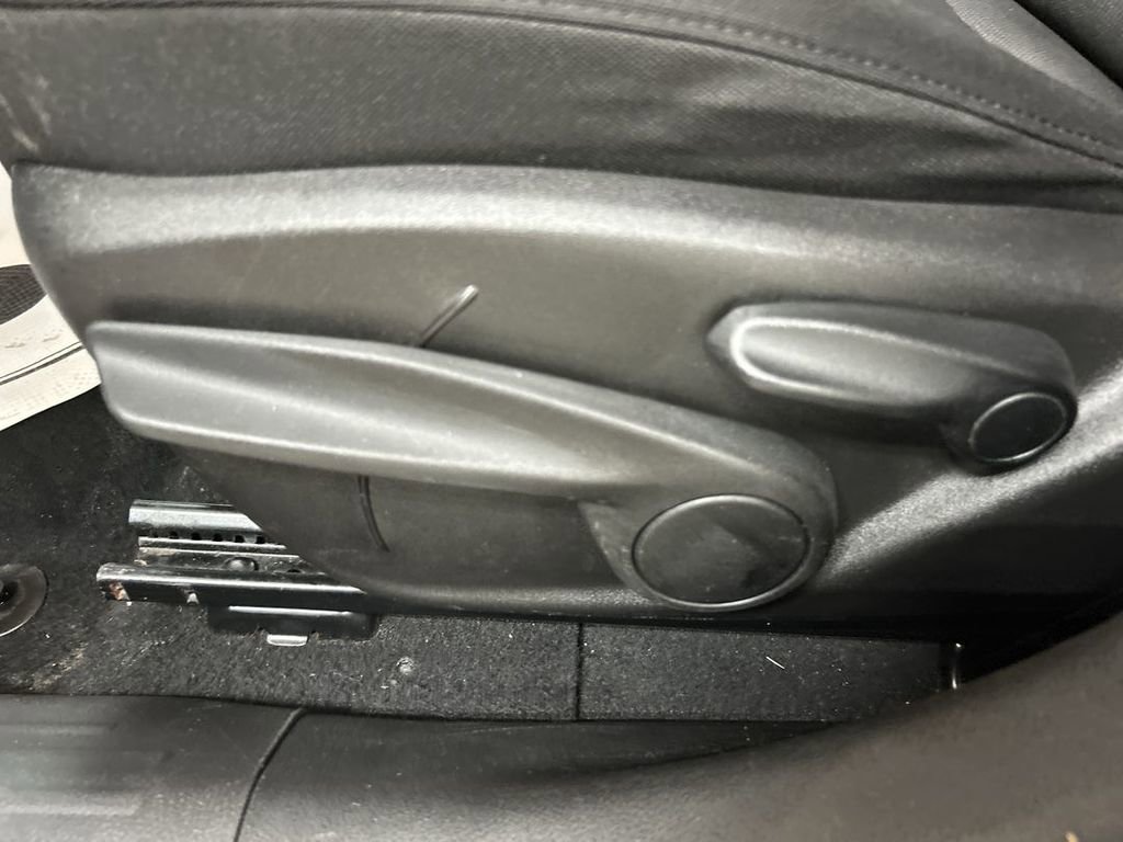 Used 2018 Jeep Renegade Sport w/ Power & Air Group image 10