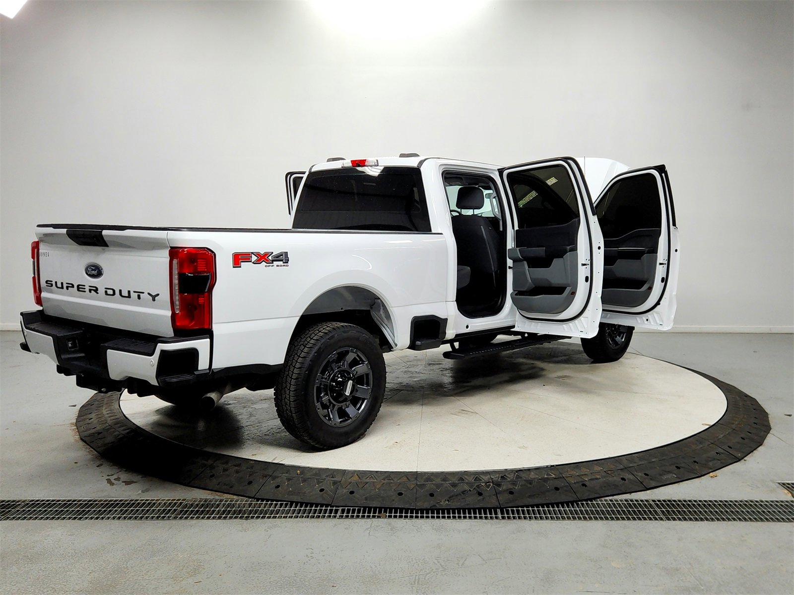 Used 2023 Ford F350 XL w/ STX Appearance Package image 15