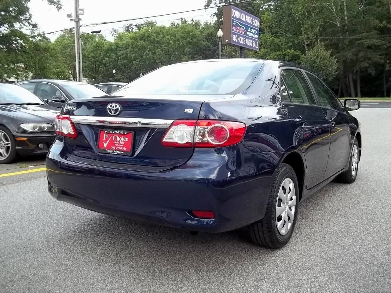 Used 2011 Toyota Corolla LE w/ Preferred Accessory Pkg image 4