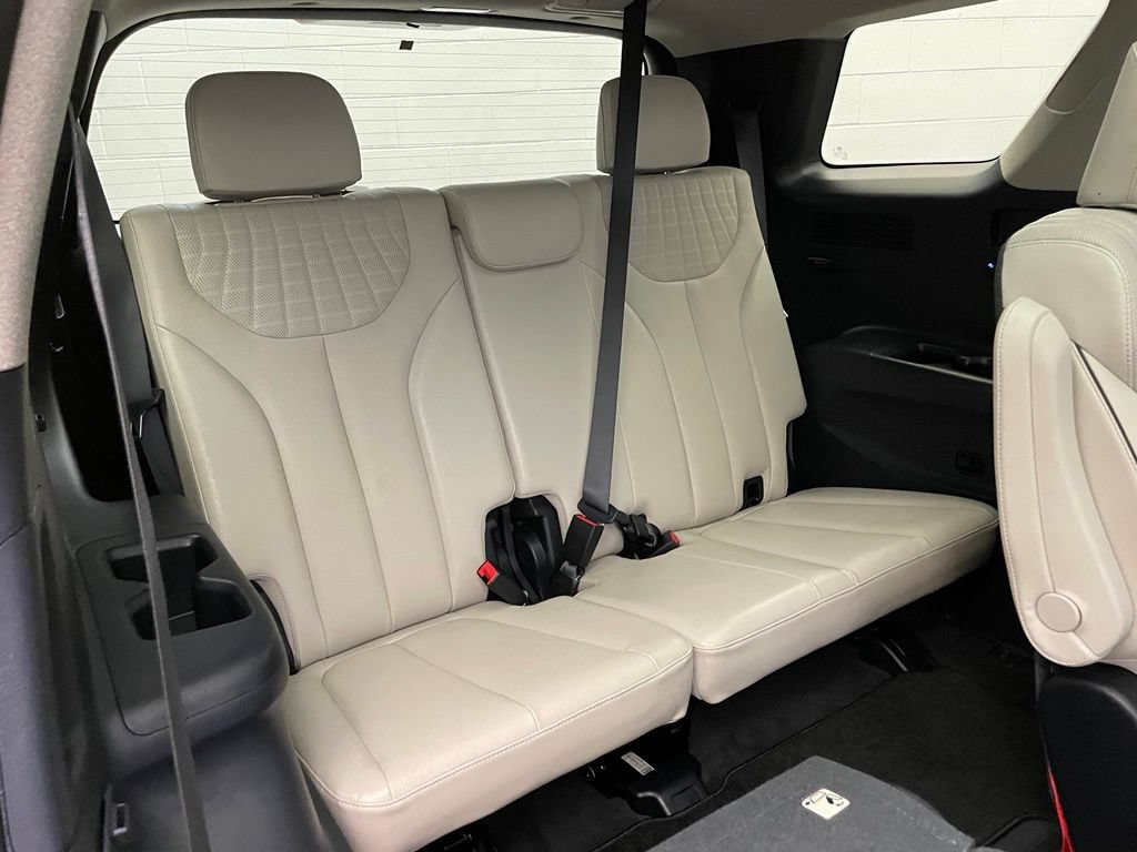 Used 2023 Hyundai Palisade Limited FWD image 32