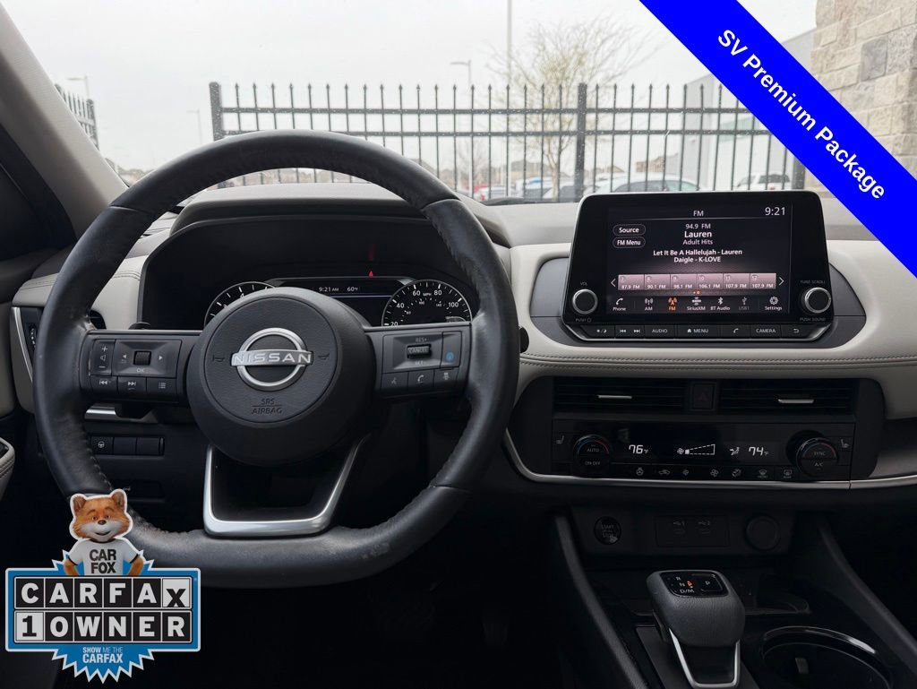 Used 2024 Nissan Rogue SV w/ SV Premium Package image 8