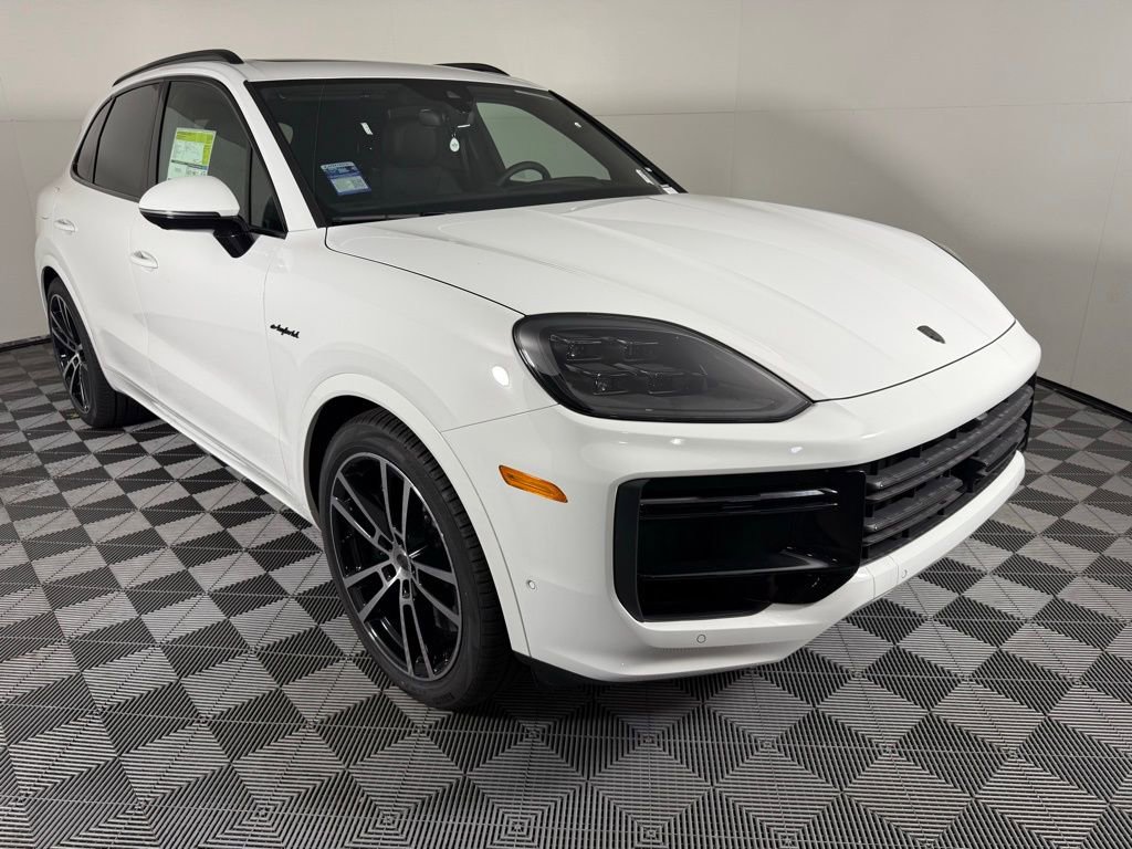 New 2025 Porsche Cayenne Turbo image 9