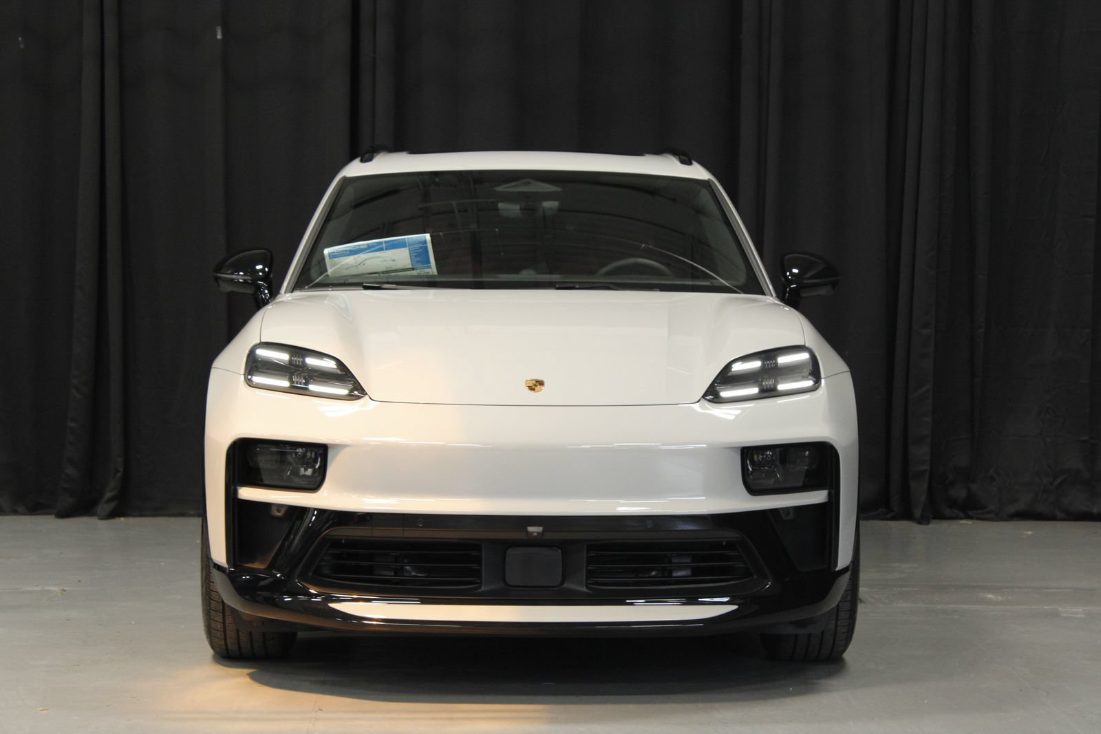 New 2026 Porsche Macan GTS Electric AWD/4WD image 8