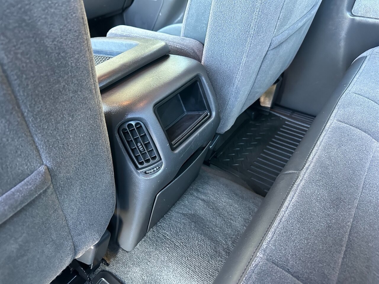 Used 2006 Chevrolet Silverado 3500 LT w/ Skid Plate Package AWD/4WD image 95