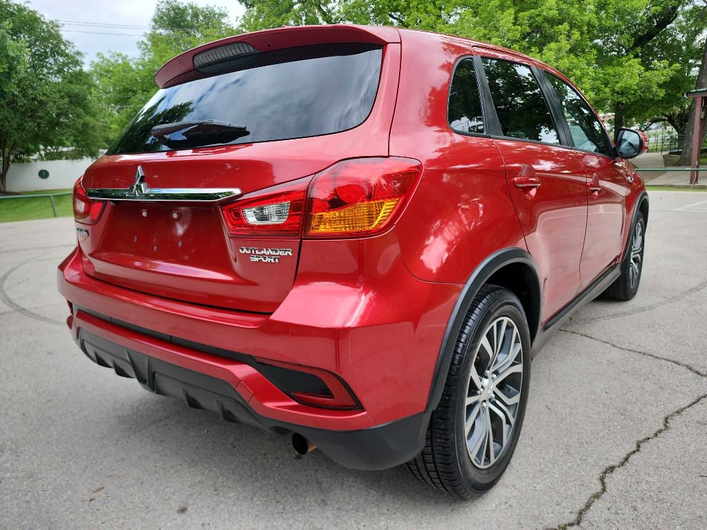 Used 2018 Mitsubishi Outlander Sport LE FWD image 9