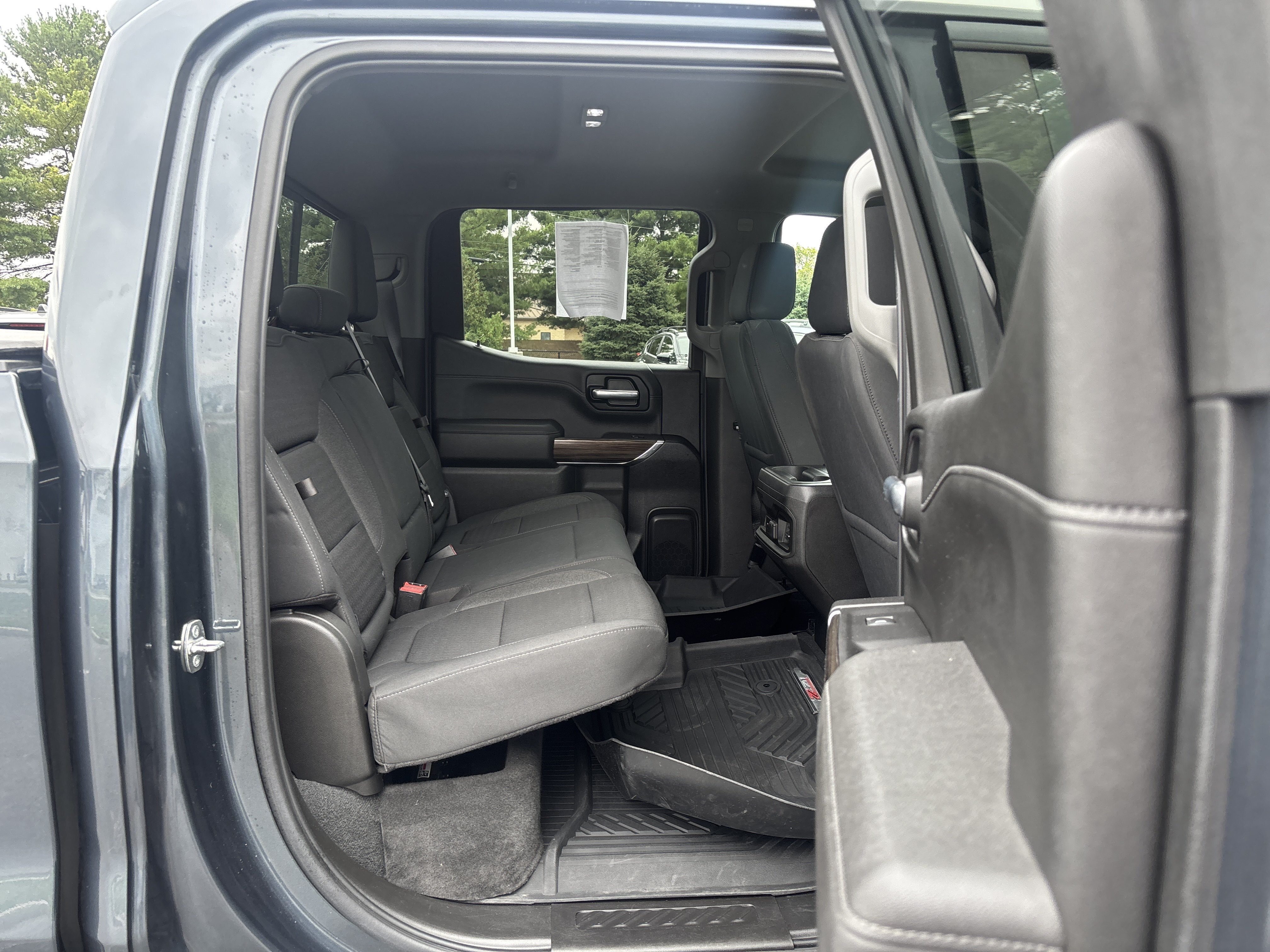 Used 2021 Chevrolet Silverado 1500 LT Trail Boss w/ Convenience Package II AWD/4WD image 24