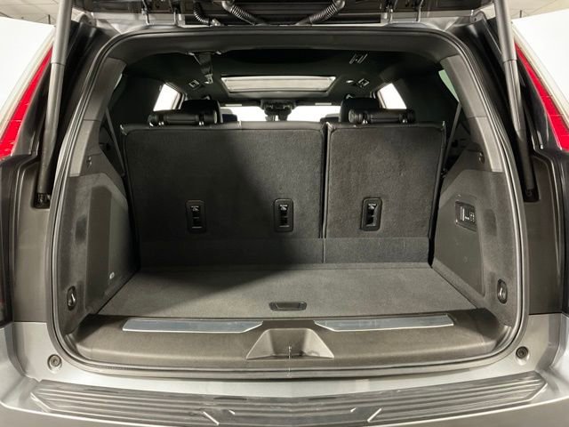 Used 2021 Cadillac Escalade Sport w/ LPO, ONYX Package image 35