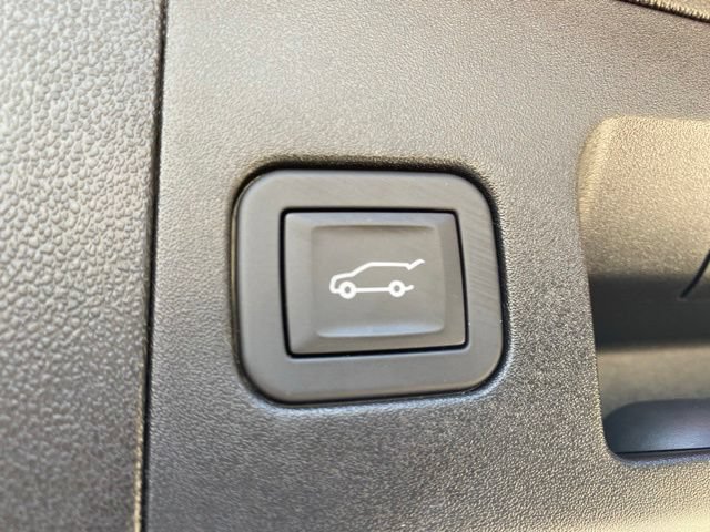 Used 2026 Cadillac XT5 Premium Luxury w/ Driver Assist Package AWD/4WD image 37