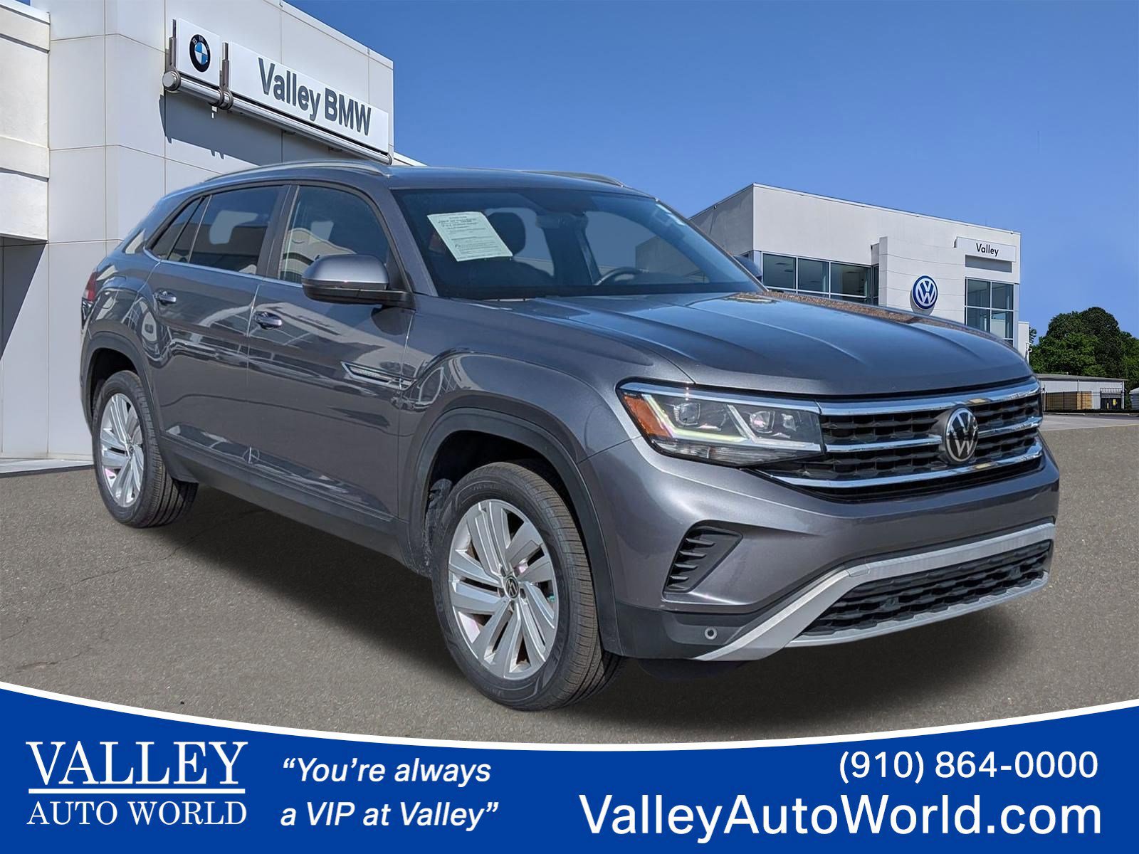 Used 2023 Volkswagen Atlas Cross Sport SE w/ Panoramic Sunroof Package image 1