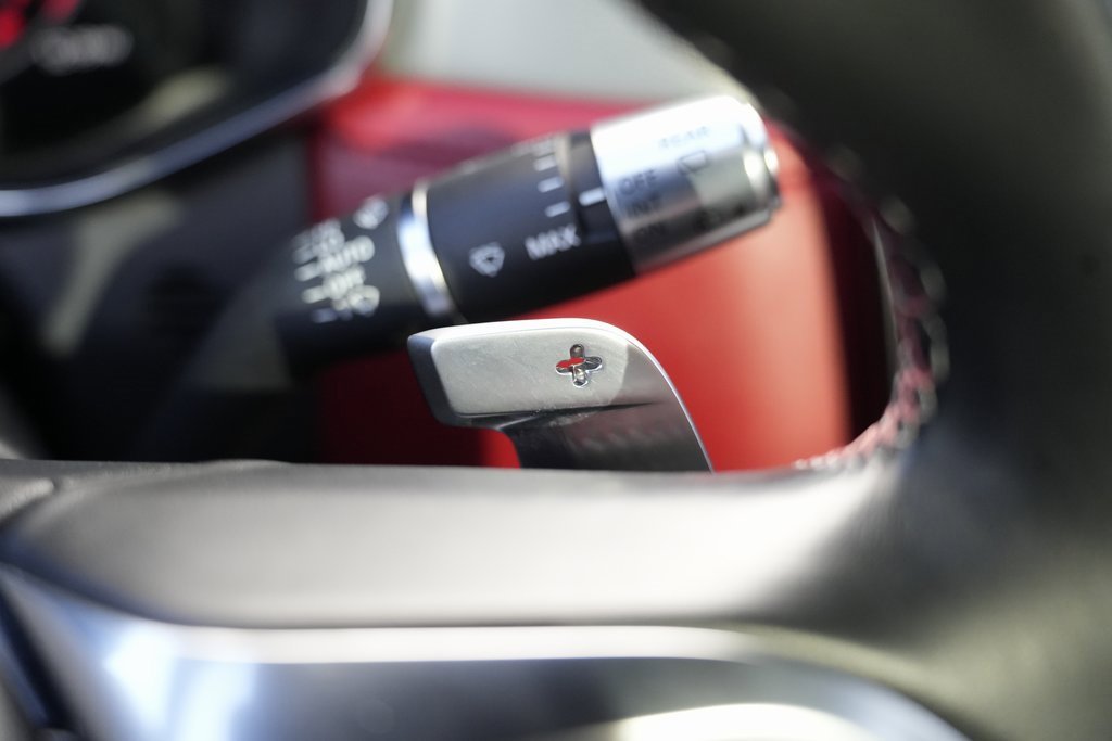 Used 2022 Jaguar F-PACE SVR image 50