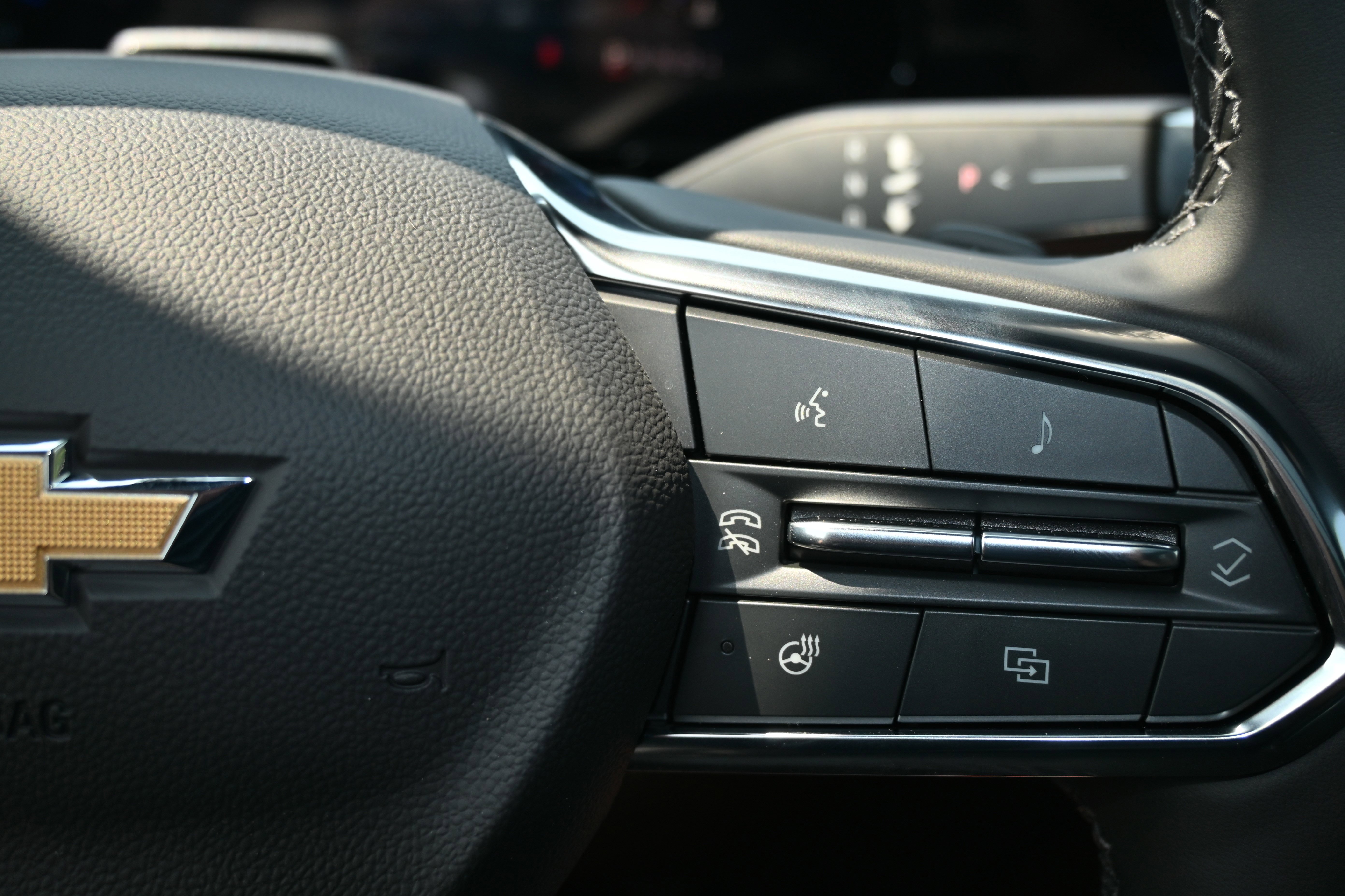 Used 2025 Chevrolet Tahoe LT w/ Comfort Package image 24