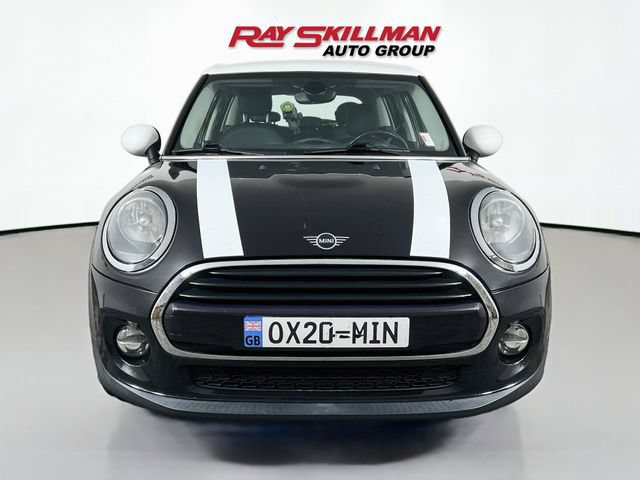 Used 2019 MINI Cooper 4-Door Hardtop FWD image 2